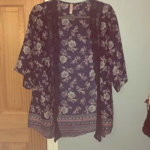 Kimino Short Sleeved